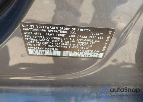 2014 Volkswagen Passat 1.8T Wolfsburg Edition z USA, uszkodzony, nr VIN 1VWAT7A31EC059218